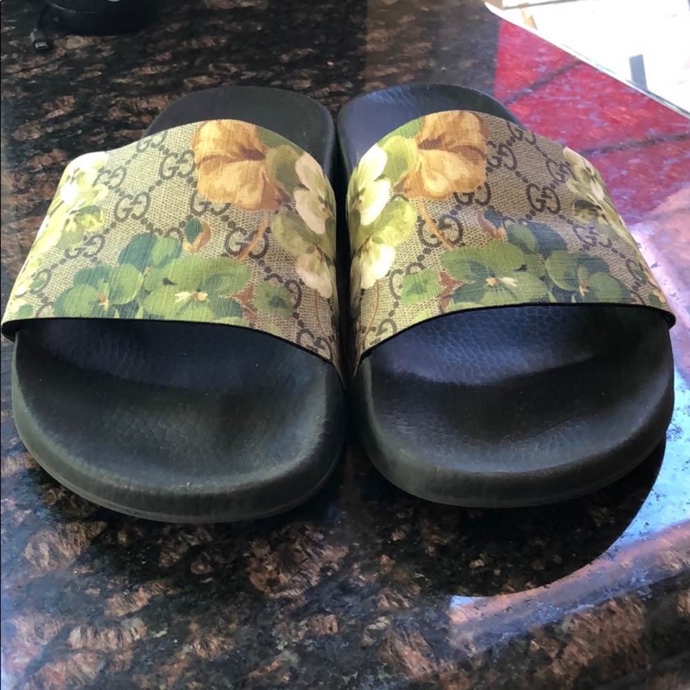 Gucci Bloom Slides